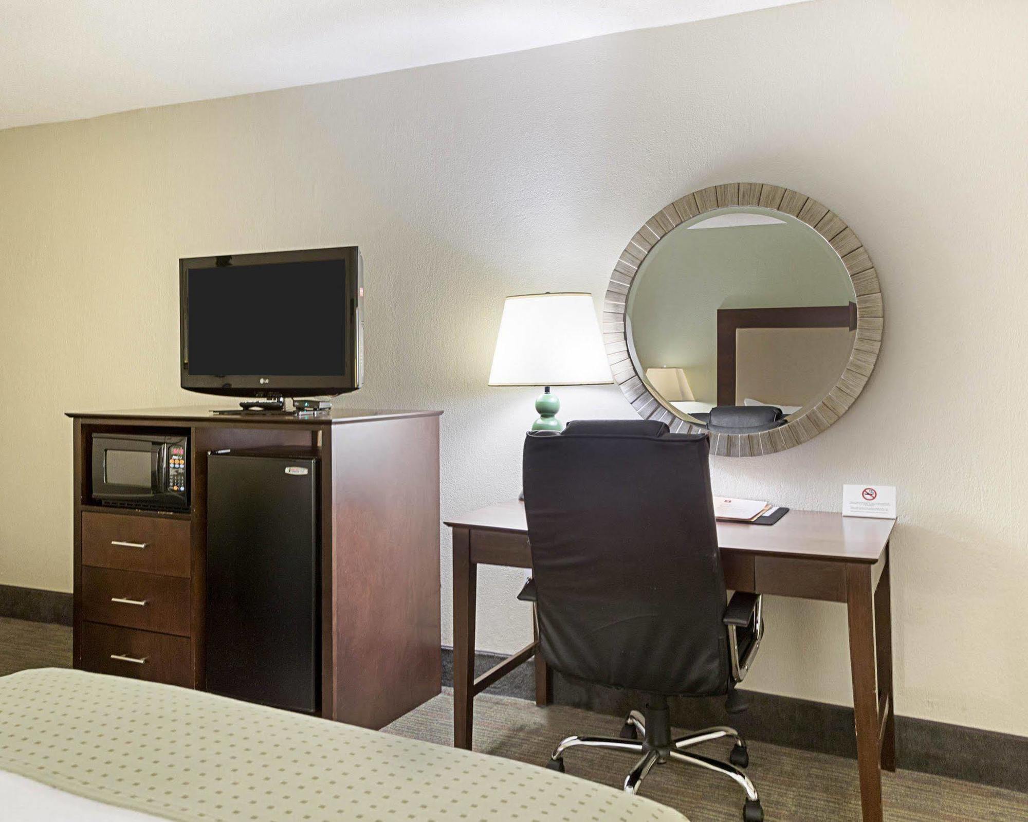 Courtyard By Marriott Covington / Mandeville Εξωτερικό φωτογραφία